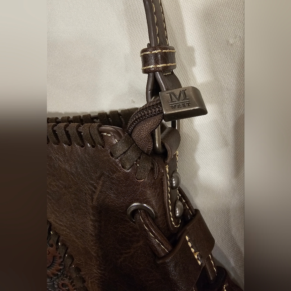 Montana West Tooled Pu Leather Floral Adjustable Crossbody Bag - Picture 7 of 16
